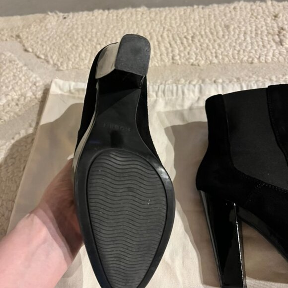 Hogan Ankle Boots in Black Suede 7.5 - Picture 9 of 10